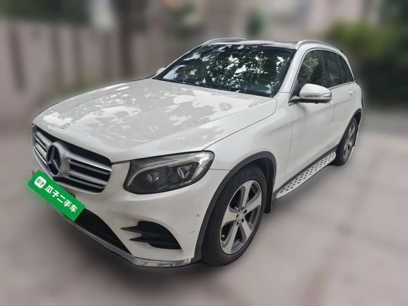Mercedes-Benz GLC 2017 GLC 300 4MATIC Sport Edition — миниатюра 1