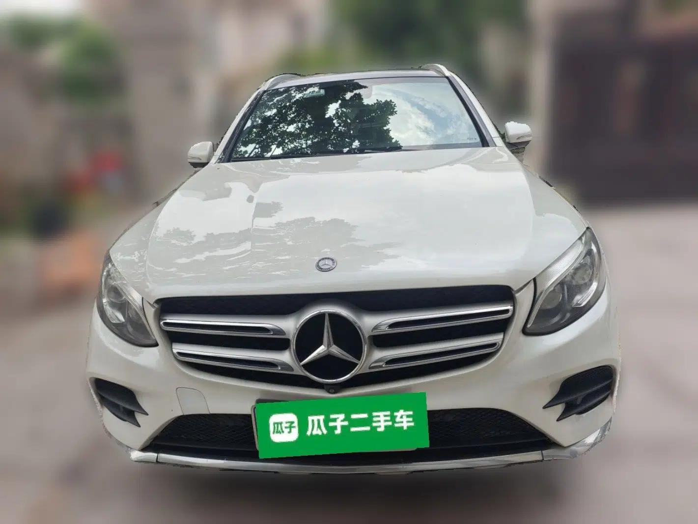 Mercedes-Benz GLC 2017 GLC 300 4MATIC Sport Edition — миниатюра 2