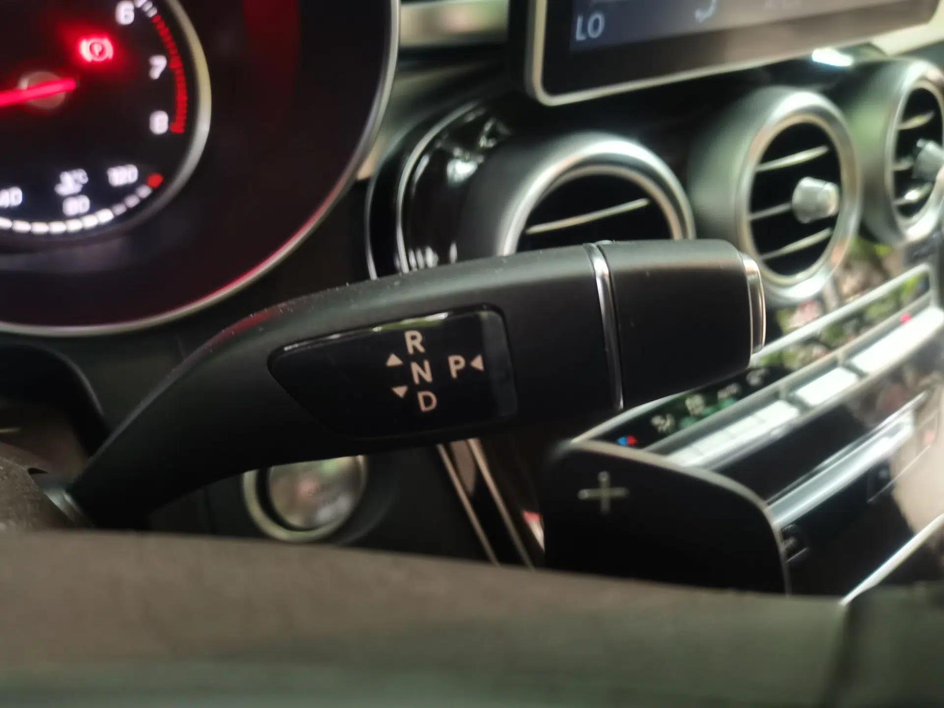 Mercedes-Benz GLC 2017 GLC 260 4MATIC Luxury Model — миниатюра 14