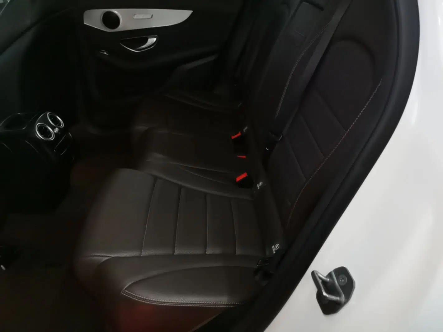 Mercedes-Benz GLC 2020 Facelifted GLC 260 L 4MATIC Dynamic Edition — миниатюра 25