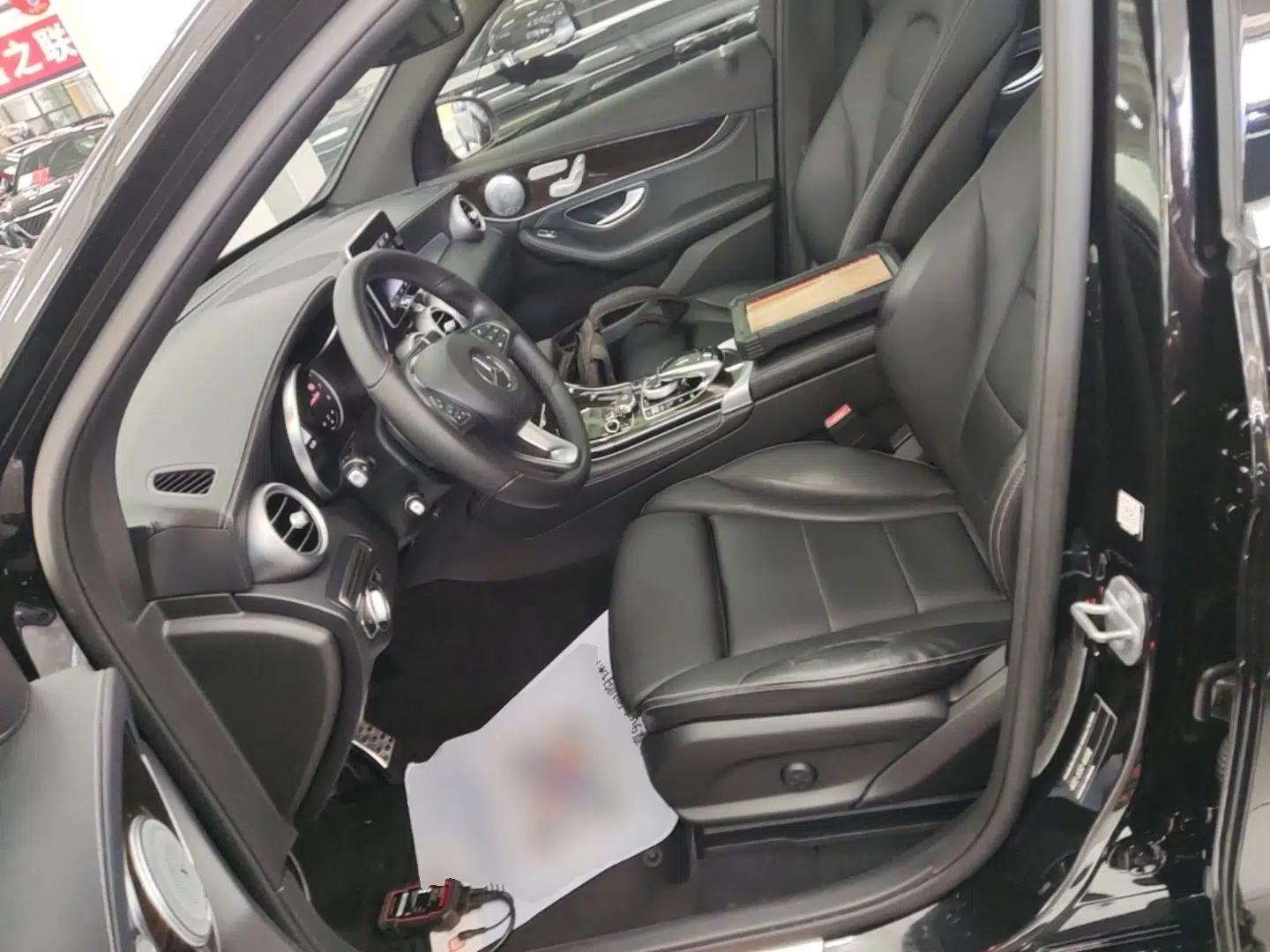 Mercedes-Benz GLC 2019 GLC 260 L 4MATIC Dynamic Model — миниатюра 22