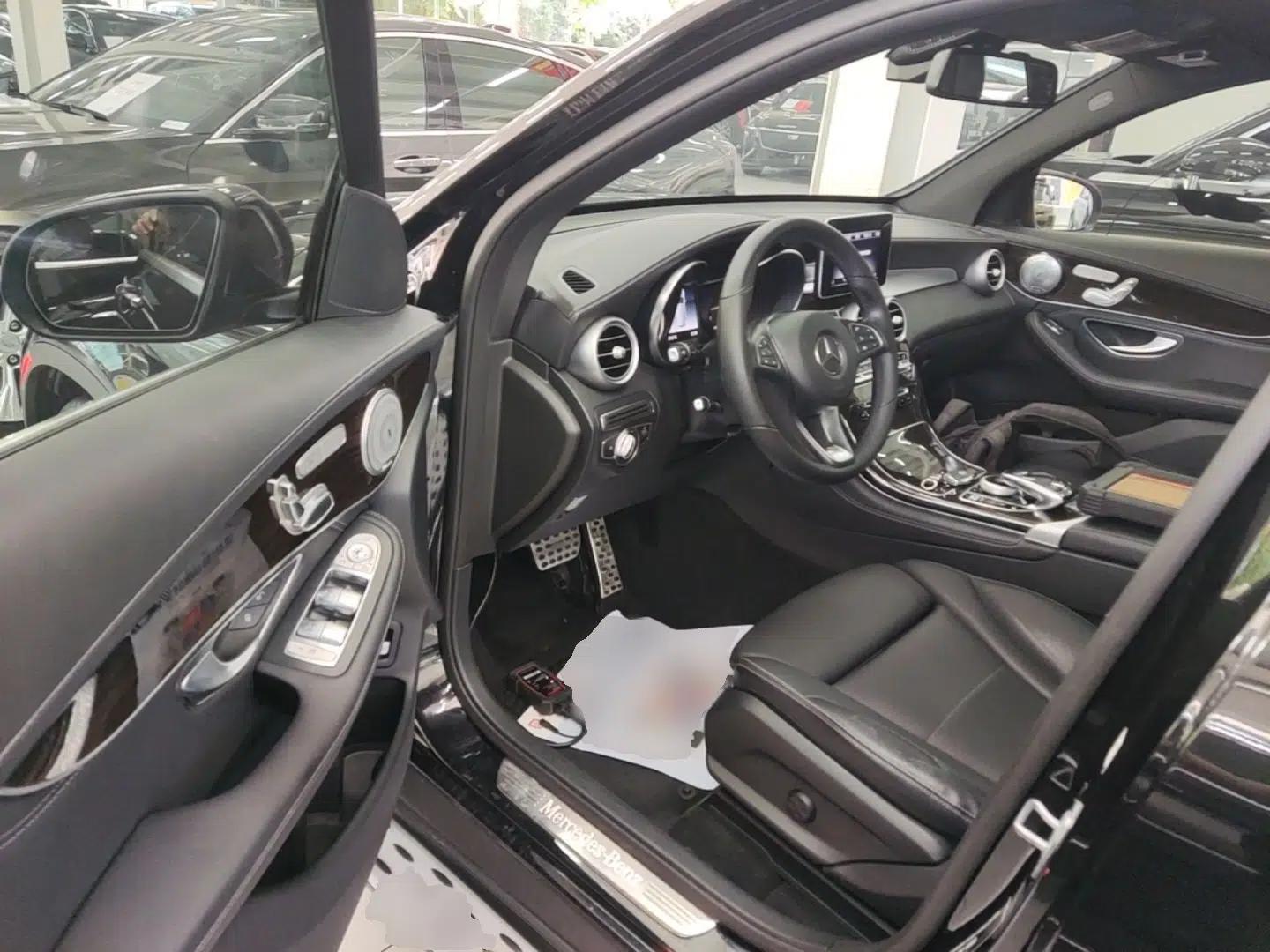 Mercedes-Benz GLC 2019 GLC 260 L 4MATIC Dynamic Model — миниатюра 23