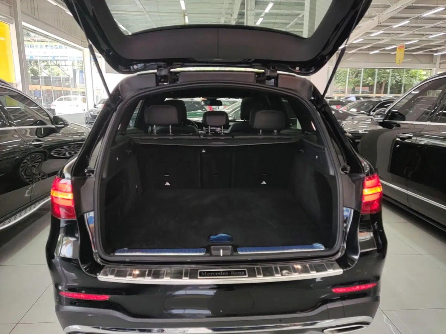 Mercedes-Benz GLC 2019 GLC 260 L 4MATIC Dynamic Model — миниатюра 27