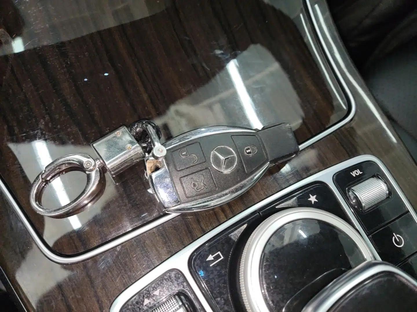 Mercedes-Benz GLC 2019 GLC 260 L 4MATIC Dynamic Model — миниатюра 28