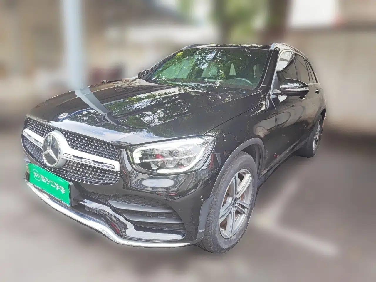 Mercedes-Benz GLC 2020 GLC 260 L 4MATIC Luxury Model — миниатюра 1