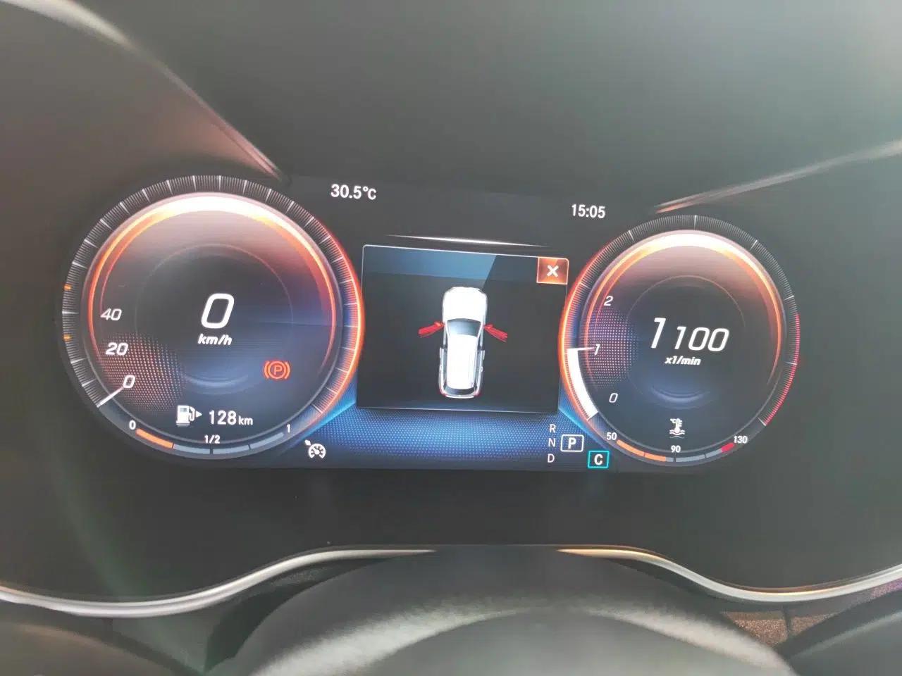 Mercedes-Benz GLC 2020 GLC 260 L 4MATIC Luxury Model — миниатюра 11