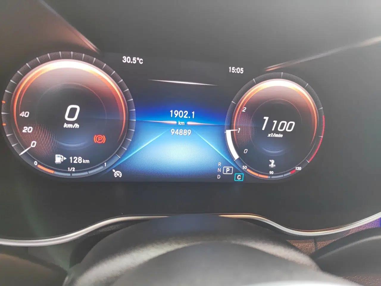 Mercedes-Benz GLC 2020 GLC 260 L 4MATIC Luxury Model — миниатюра 12