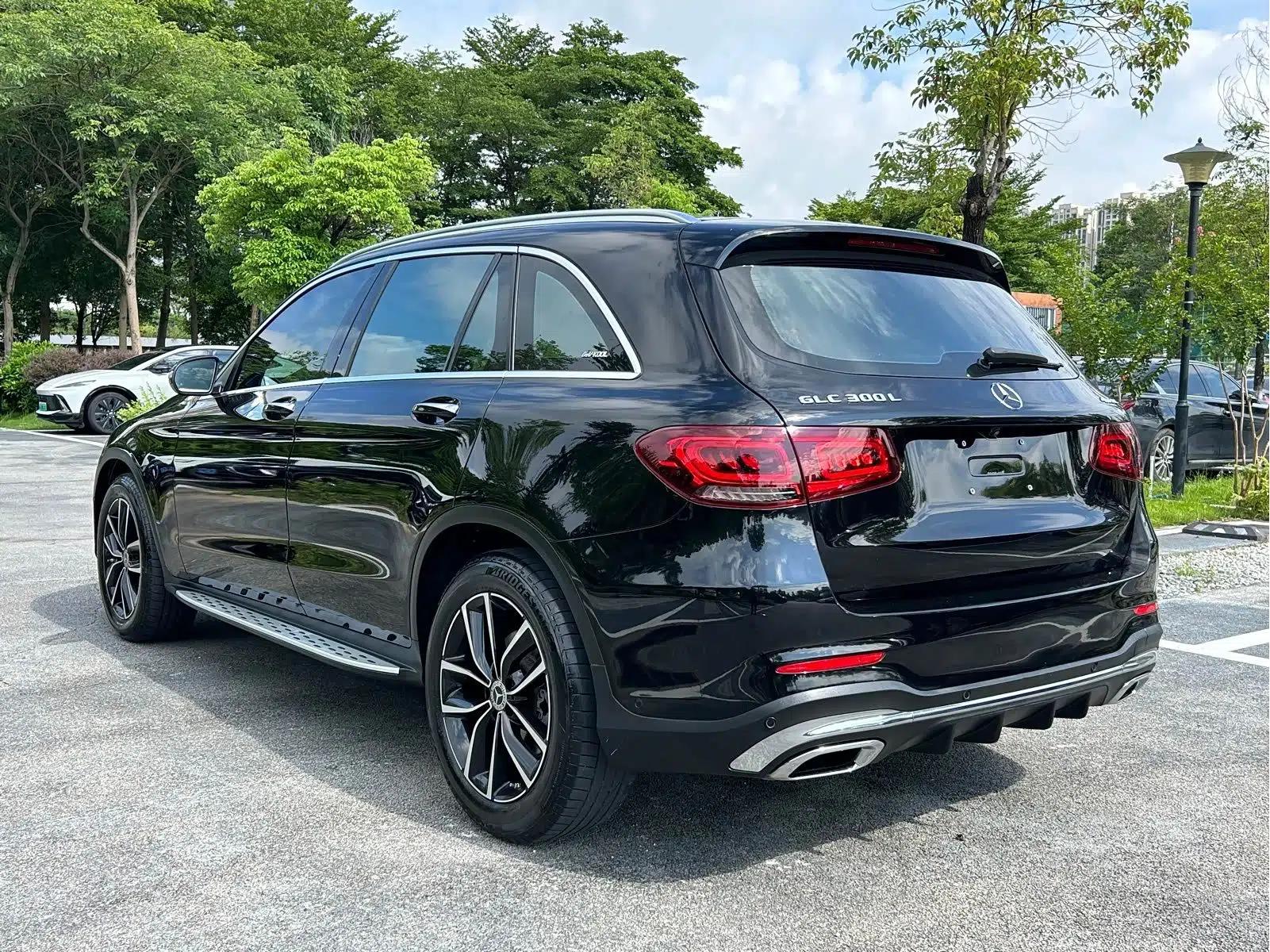 Mercedes-Benz GLC 2021 GLC 300 L 4MATIC Dynamic Model — миниатюра 16