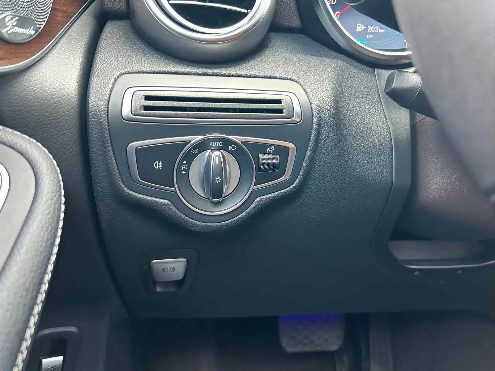 Mercedes-Benz GLC 2021 GLC 300 L 4MATIC Dynamic Model — миниатюра 38