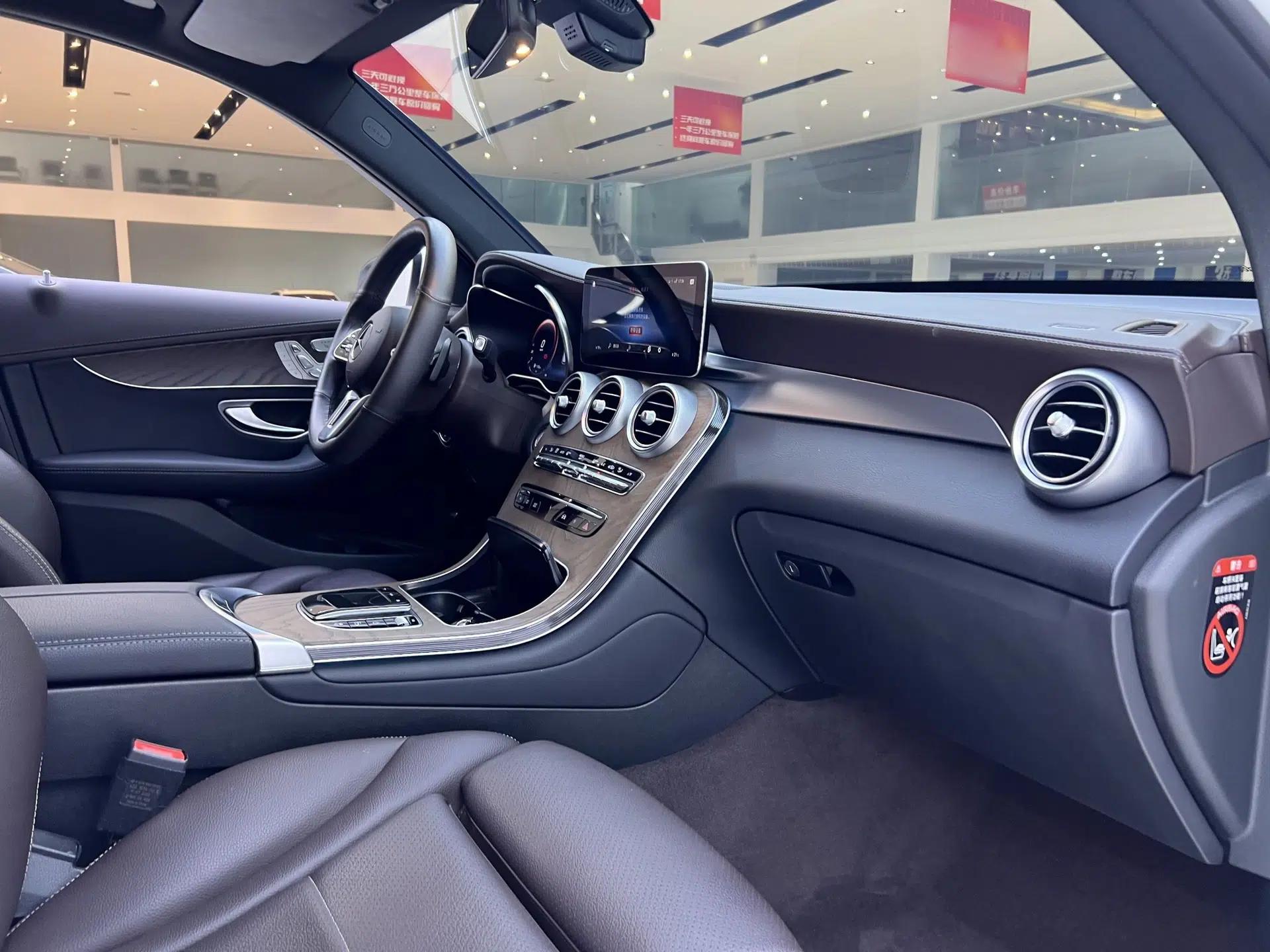 Mercedes-Benz GLC 2022 Refreshed GLC 300 L 4MATIC Dynamic Edition Prestige Version — миниатюра 23