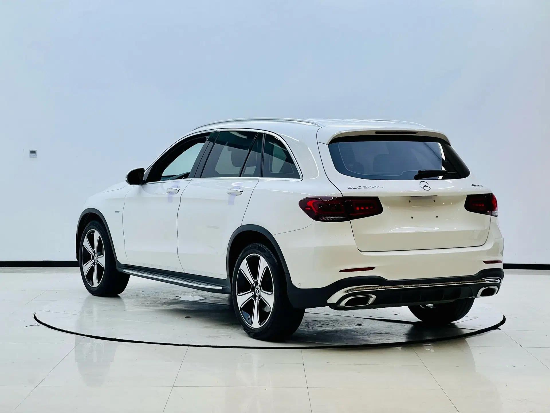 Mercedes-Benz GLC 2022 Refreshed GLC 300 L 4MATIC Dynamic Edition Prestige Version — миниатюра 4