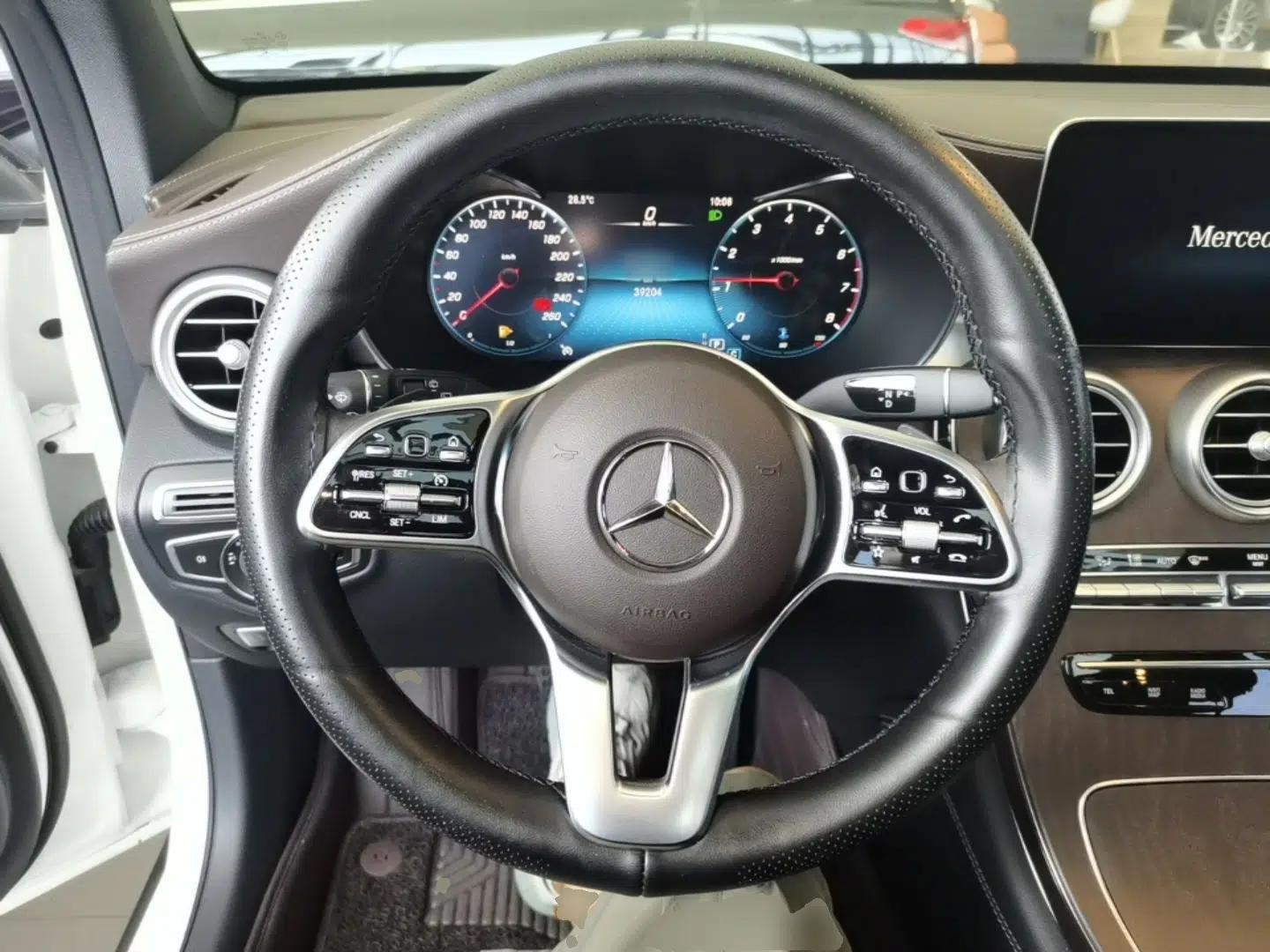 Mercedes-Benz GLC 2022 Facelift GLC 260 L 4MATIC Luxury Edition — миниатюра 13