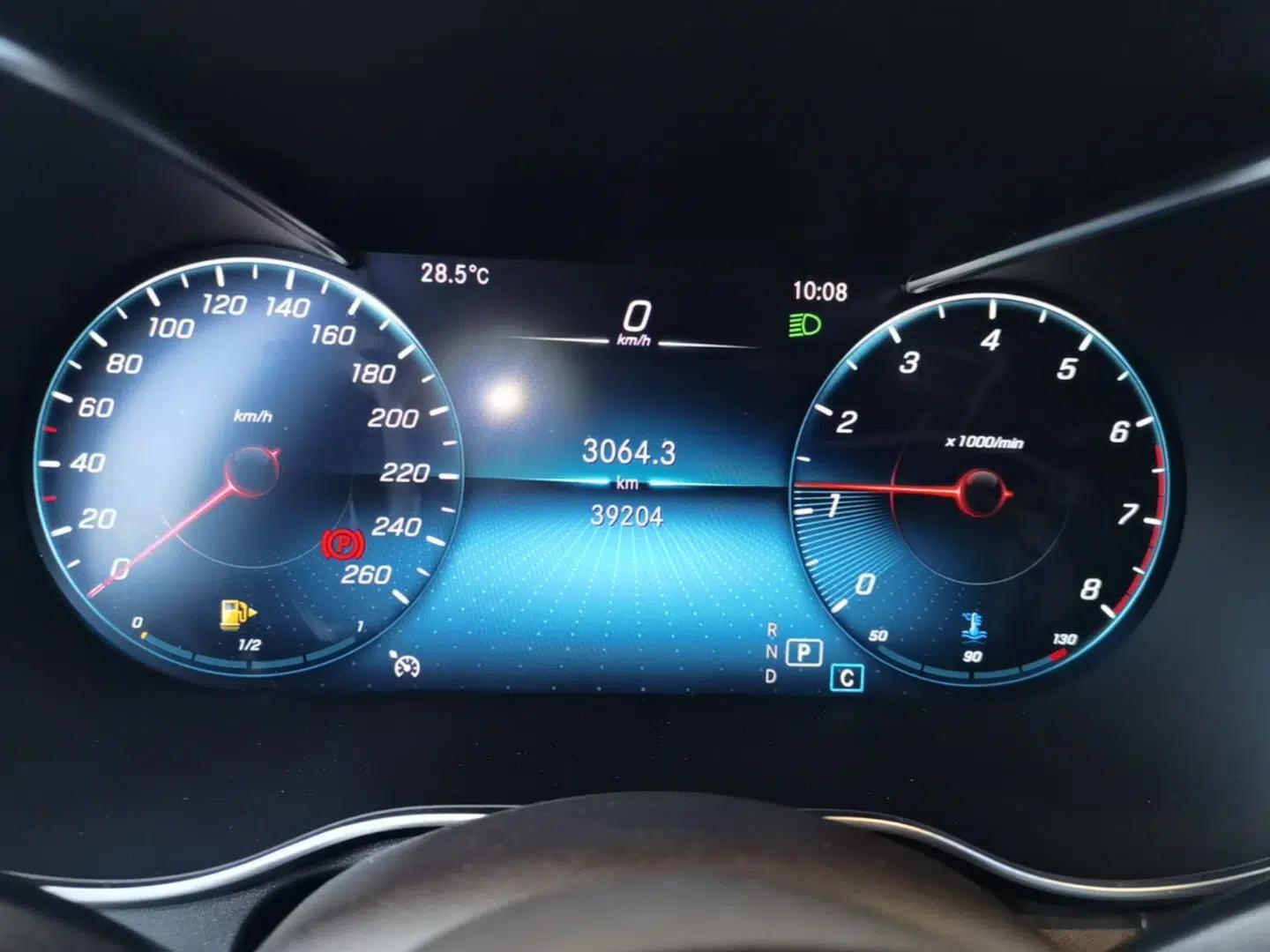 Mercedes-Benz GLC 2022 Facelift GLC 260 L 4MATIC Luxury Edition — миниатюра 14