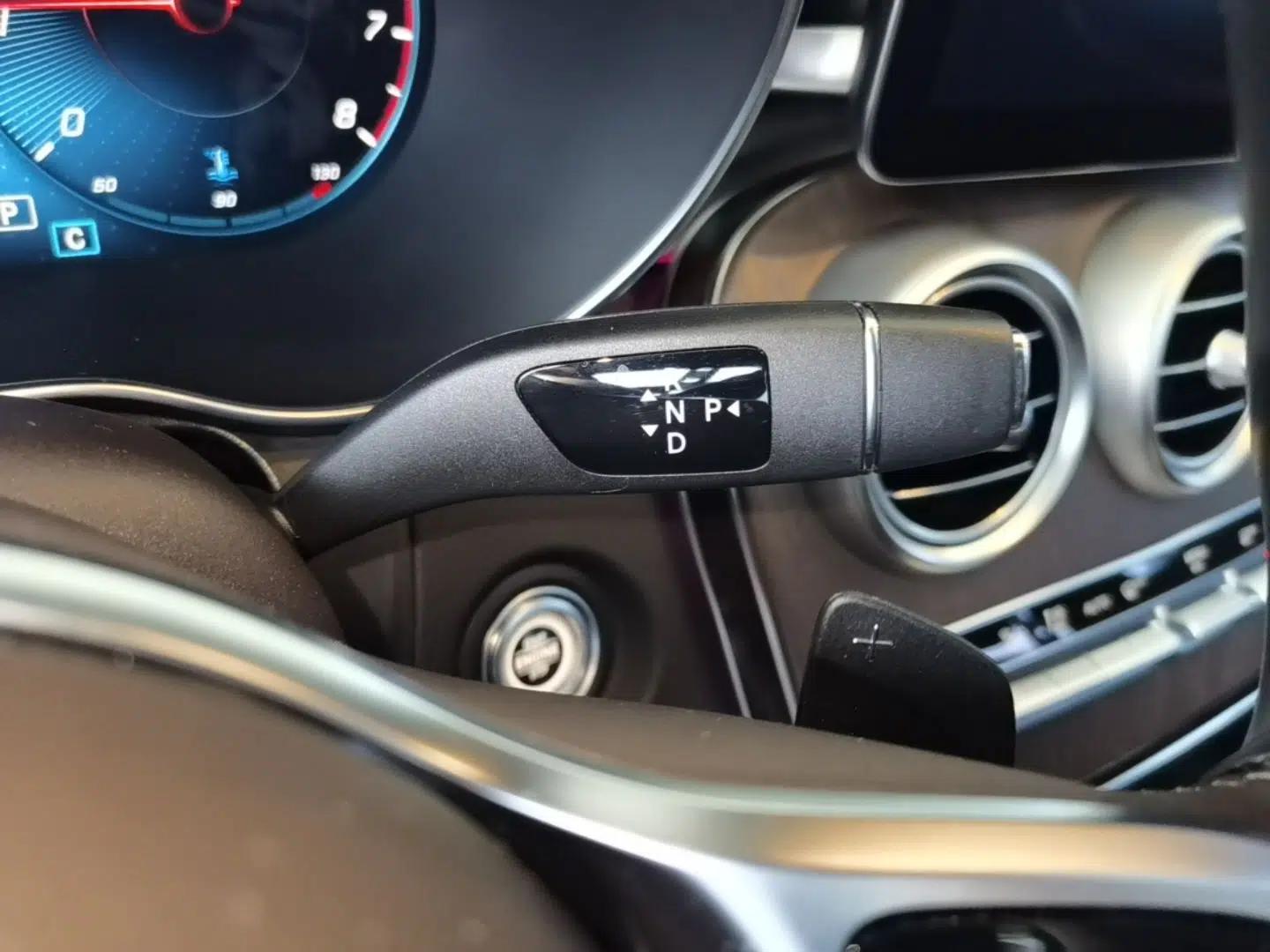 Mercedes-Benz GLC 2022 Facelift GLC 260 L 4MATIC Luxury Edition — миниатюра 16