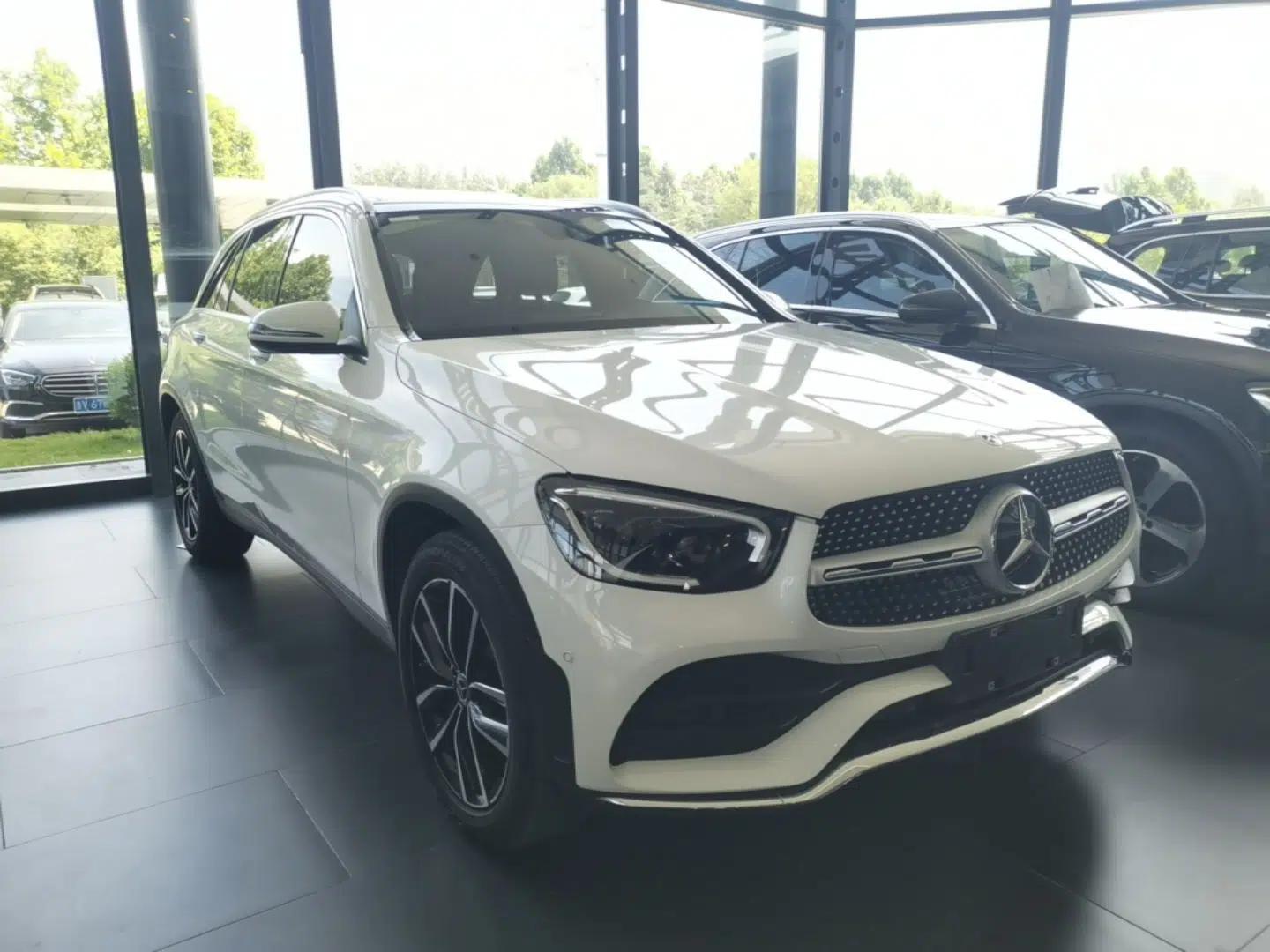 Mercedes-Benz GLC 2022 Facelift GLC 260 L 4MATIC Luxury Edition — миниатюра 3