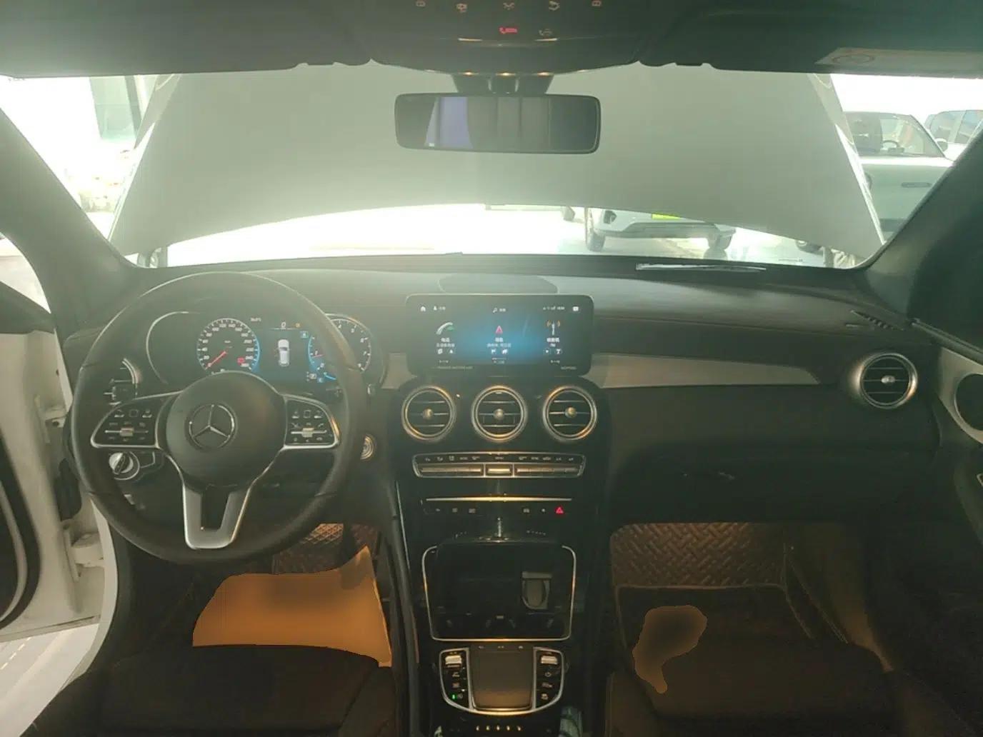 Mercedes-Benz GLC 2022 Facelifted GLC 260 L 4MATIC Dynamic Edition — миниатюра 12