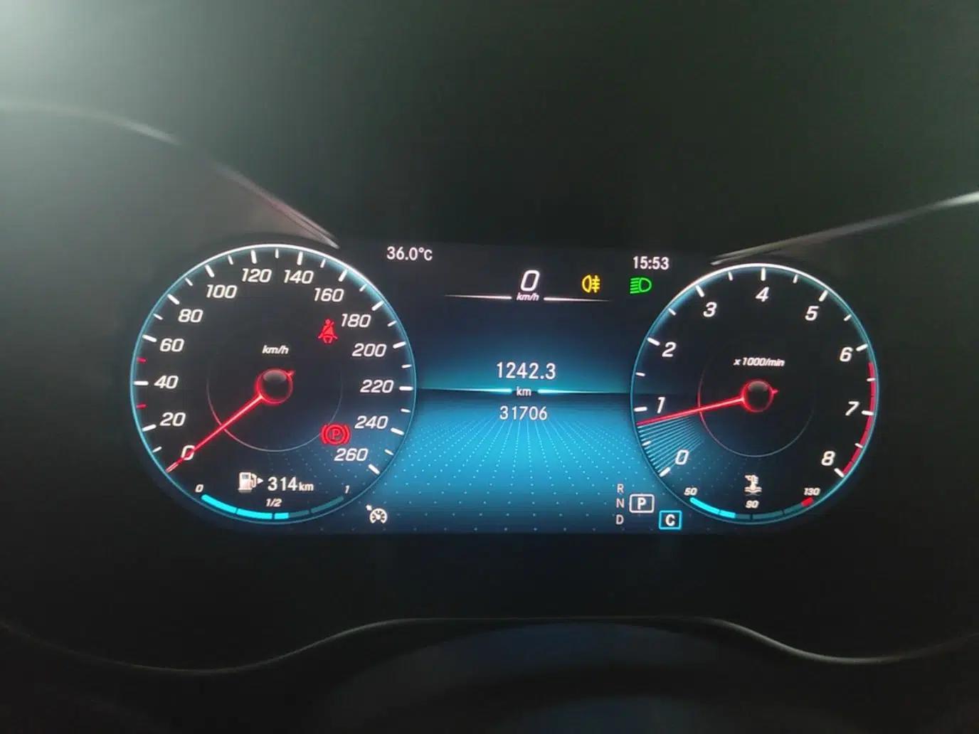 Mercedes-Benz GLC 2022 Facelifted GLC 260 L 4MATIC Dynamic Edition — миниатюра 14