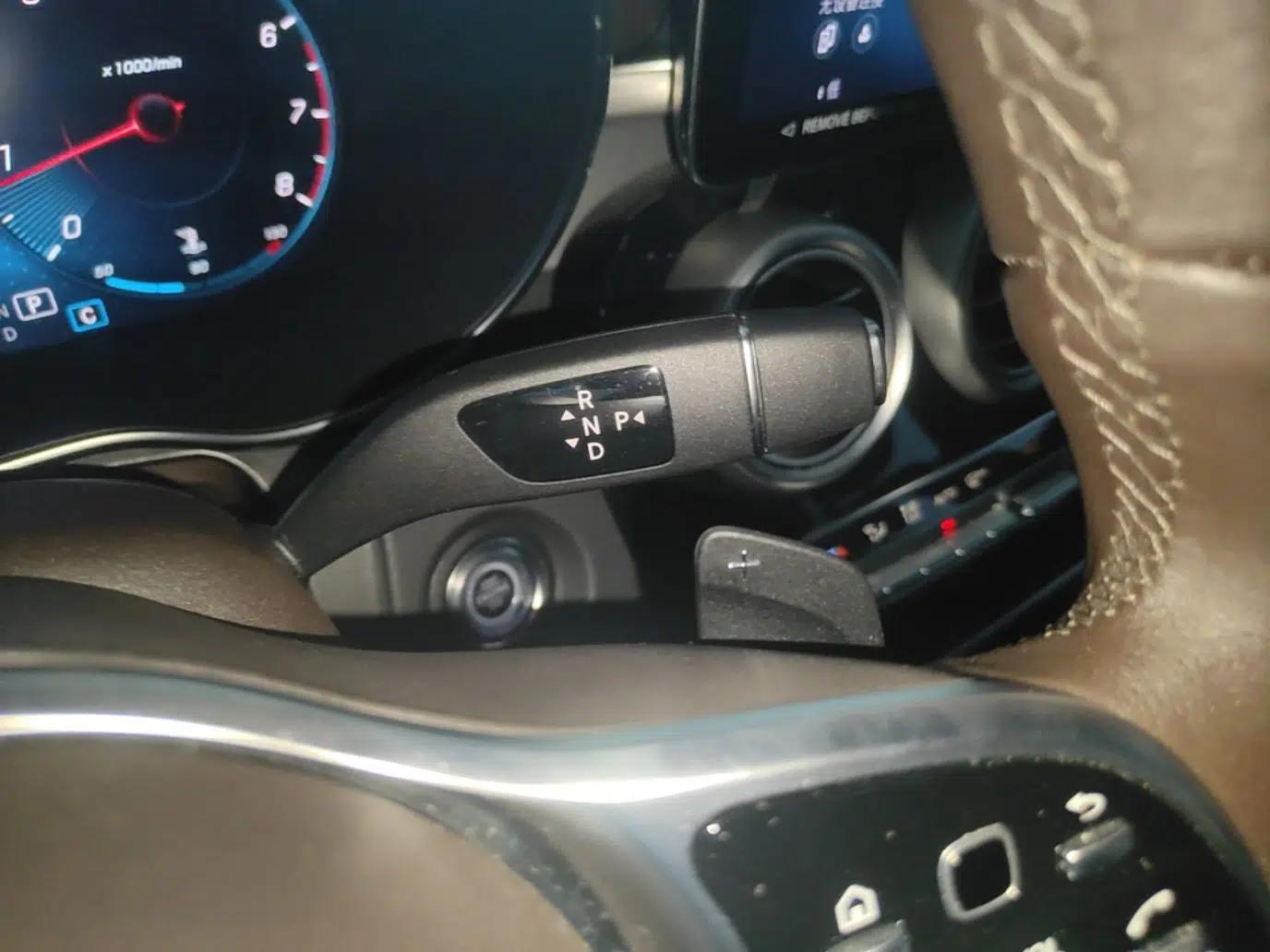 Mercedes-Benz GLC 2022 Facelifted GLC 260 L 4MATIC Dynamic Edition — миниатюра 16