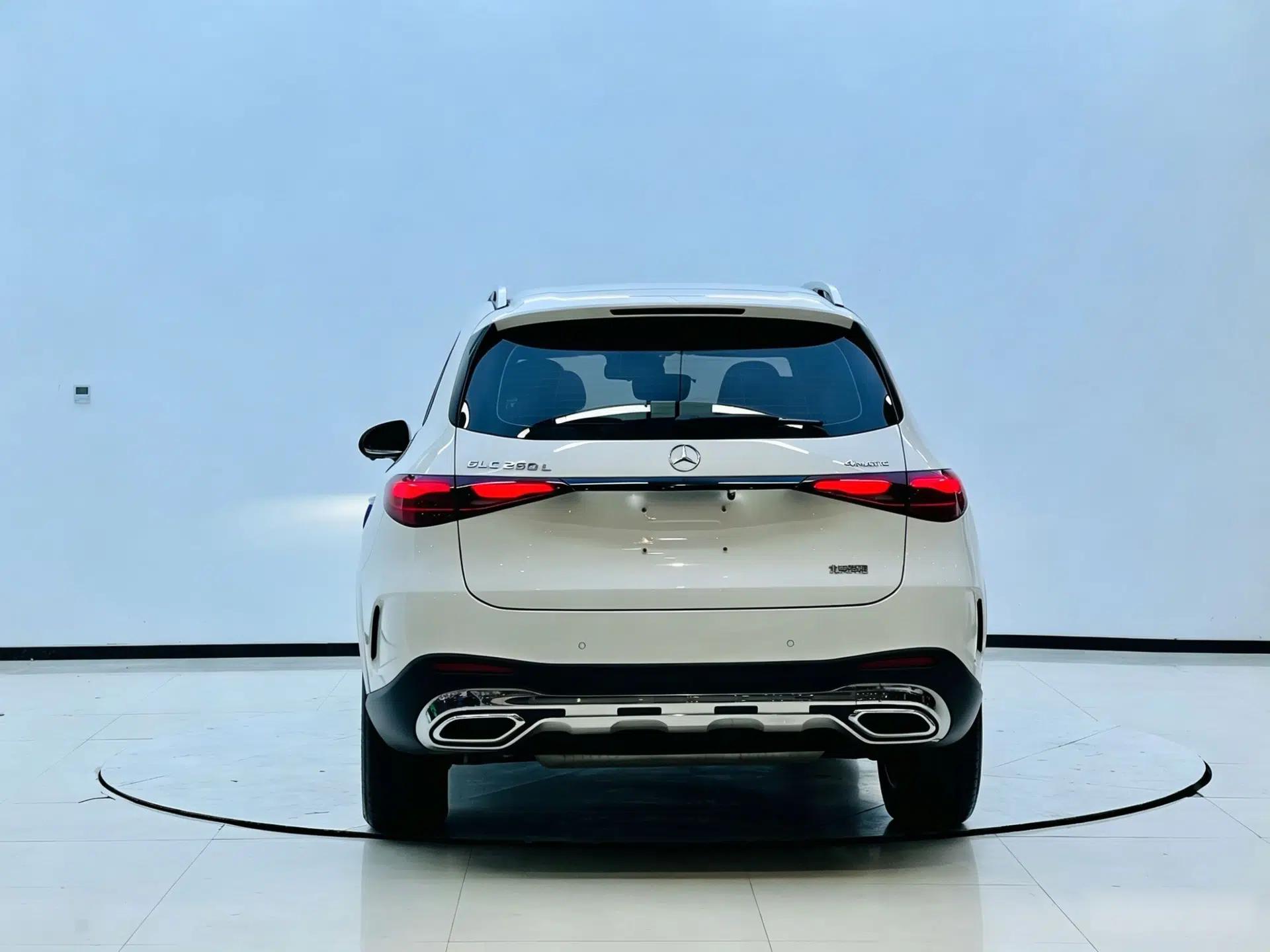 Mercedes-Benz GLC 2023 GLC 260 L 4MATIC Luxury 7-Seater — миниатюра 5
