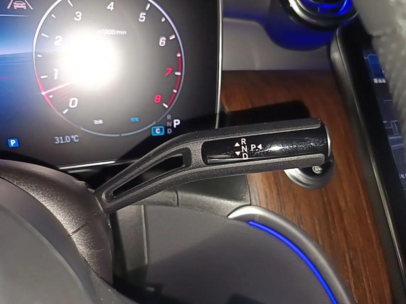 Mercedes-Benz GLC 2025 Refreshed GLC 300 L 4MATIC Dynamic Version 5 Seats — миниатюра 16