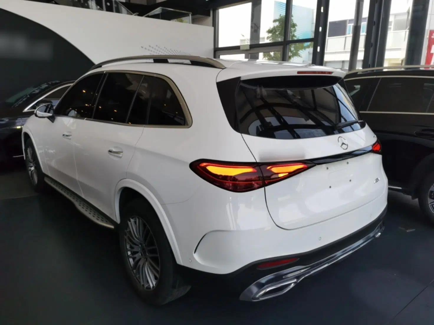 Mercedes-Benz GLC 2023 Refreshed GLC 300 L 4MATIC Dynamic Edition 5 Seats — миниатюра 4