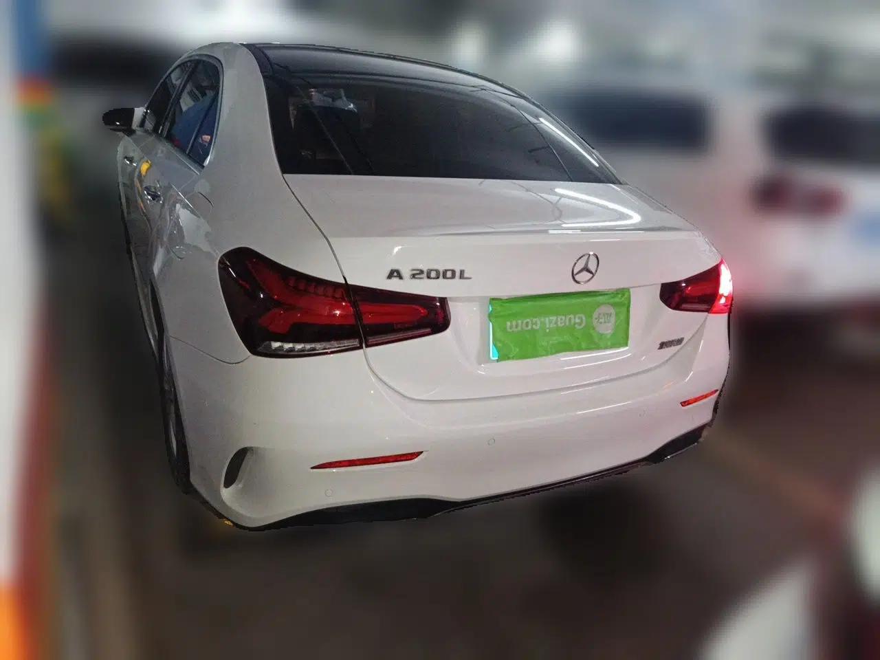Mercedes-Benz A-Class 2020 A 200 L Sport Sedan — миниатюра 4