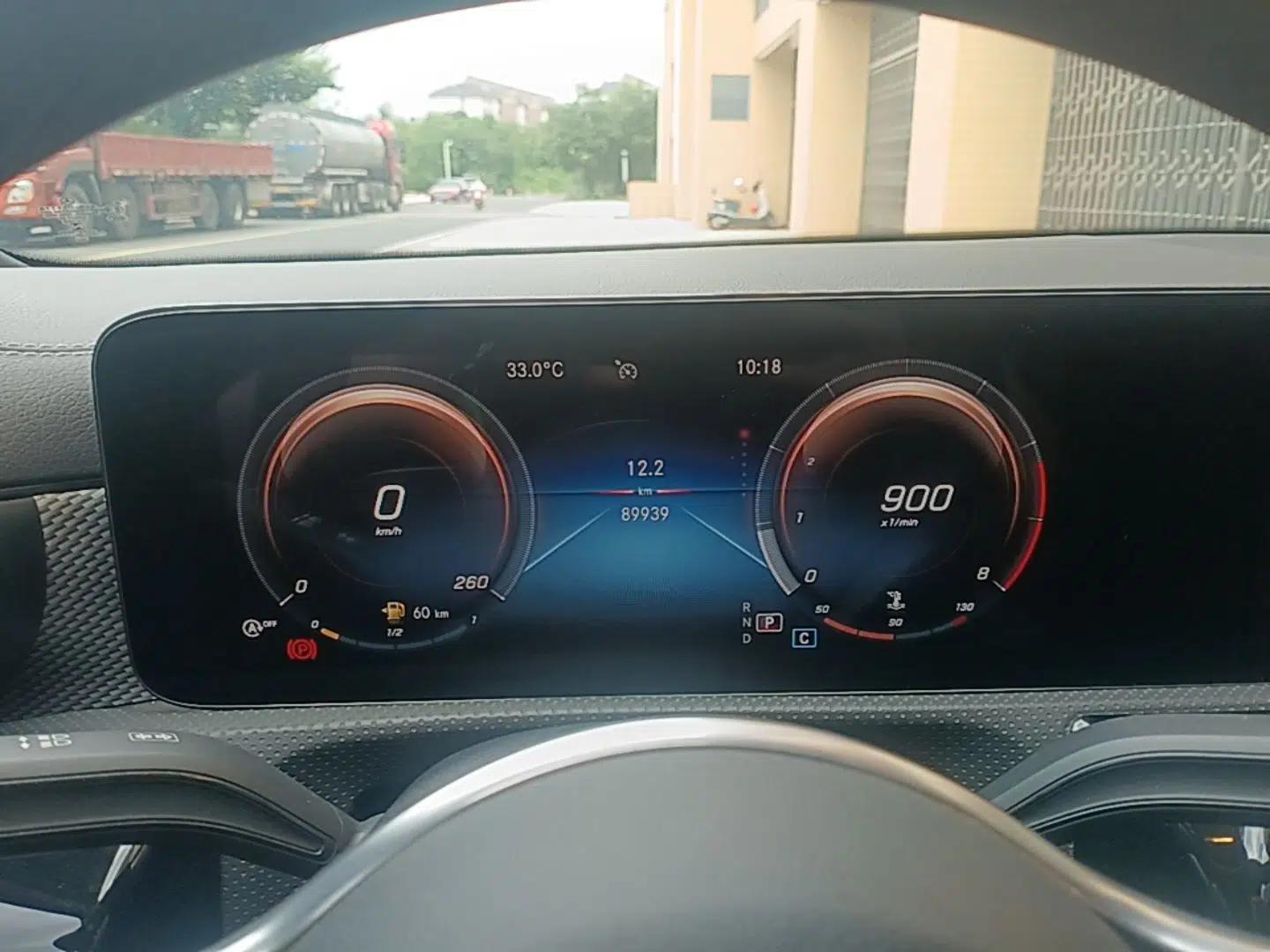 Mercedes-Benz A-Class 2021 A 180 L Sport Sedan — миниатюра 19