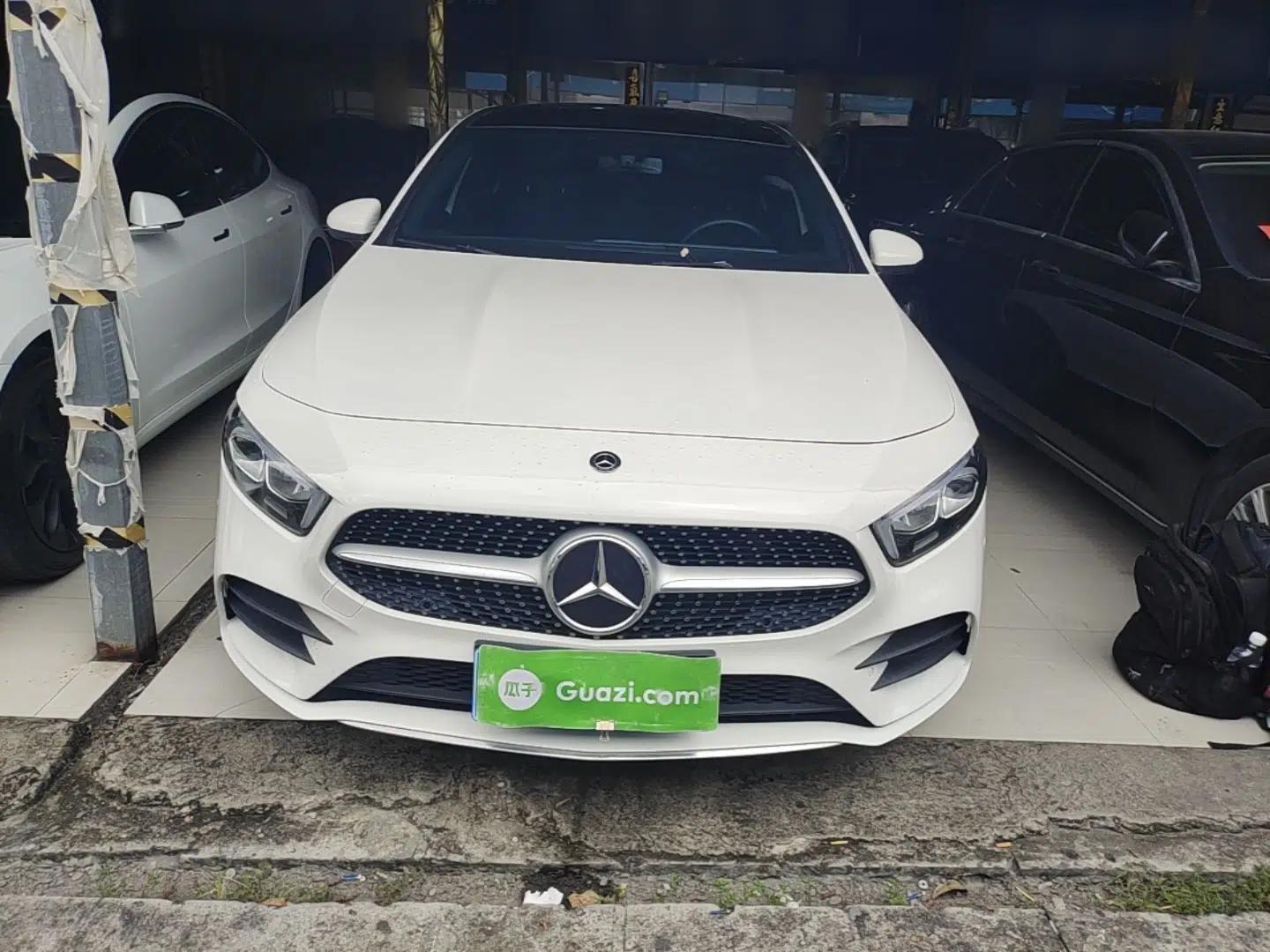 Mercedes-Benz A-Class 2020 Restyled A 200 L Sport Sedan Fashion Version — миниатюра 2