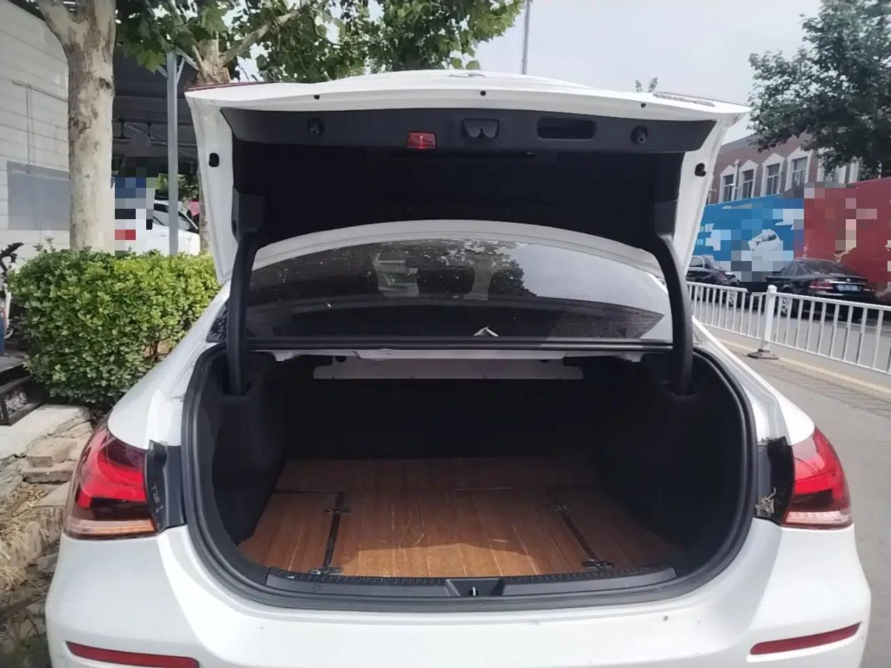 Mercedes-Benz A-Class 2019 A 200 L — миниатюра 22