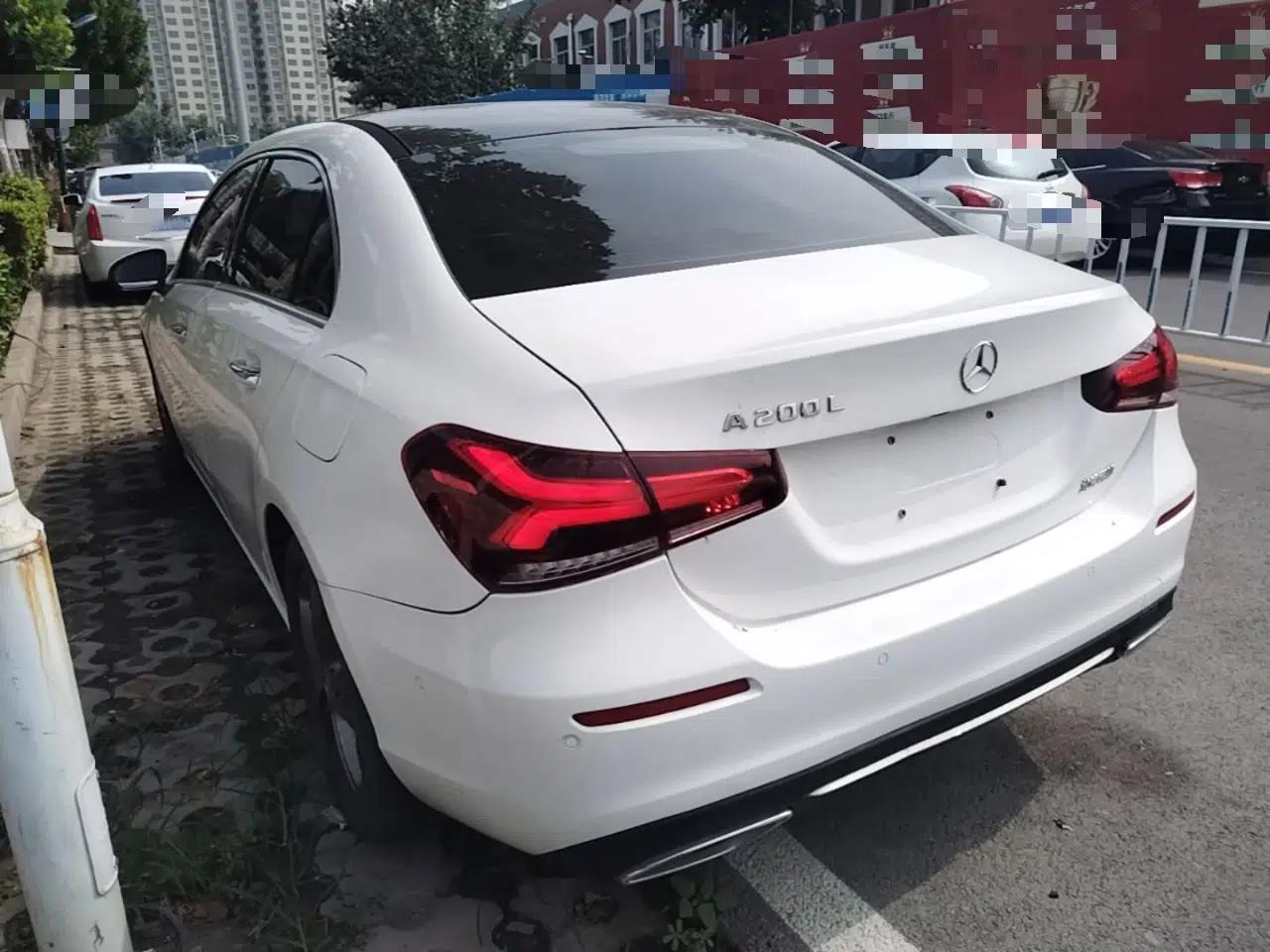Mercedes-Benz A-Class 2019 A 200 L — миниатюра 4