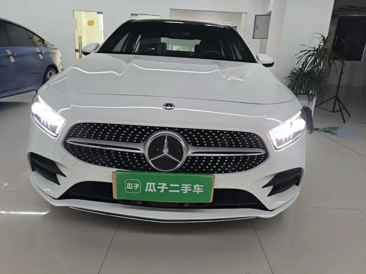 Mercedes-Benz A-Class 2020 A 200 L Sport Sedan — миниатюра 2