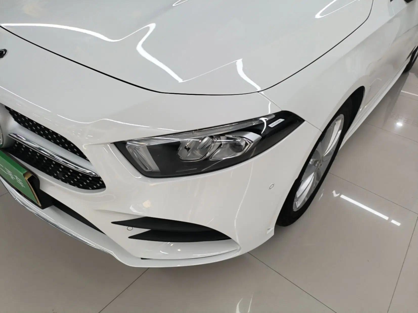 Mercedes-Benz A-Class 2020 A 200 L Sport Sedan — миниатюра 8