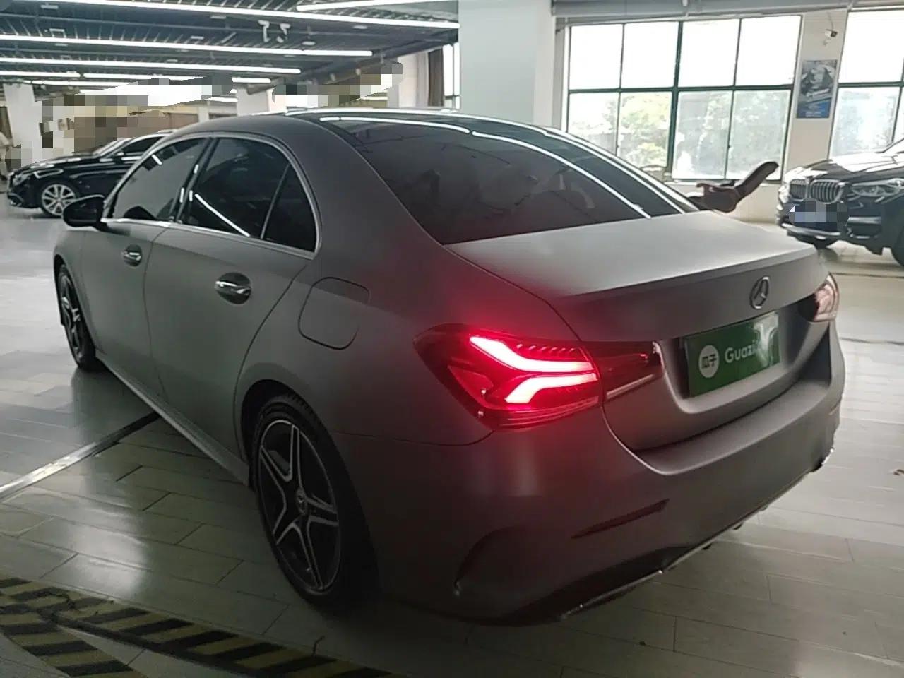Mercedes-Benz A-Class 2019 A 200 L Sport Sedan — миниатюра 4