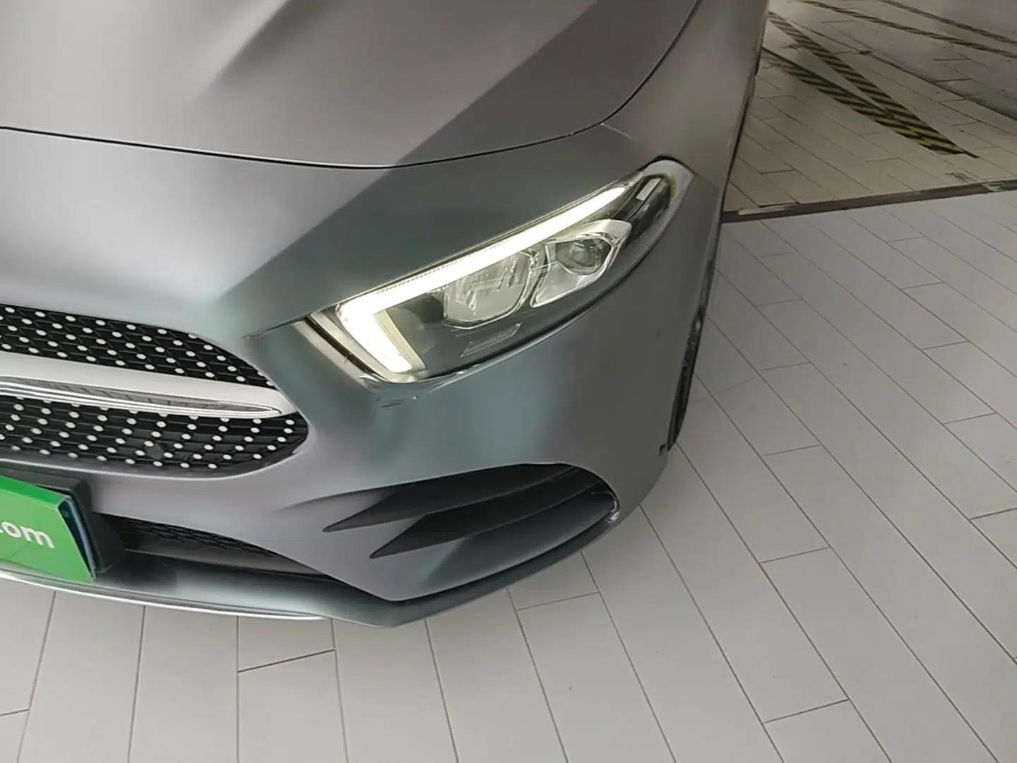 Mercedes-Benz A-Class 2019 A 200 L Sport Sedan — миниатюра 8