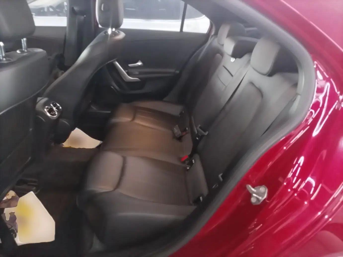 Mercedes-Benz A-Class 2022 A 180 L Sport Sedan — миниатюра 20