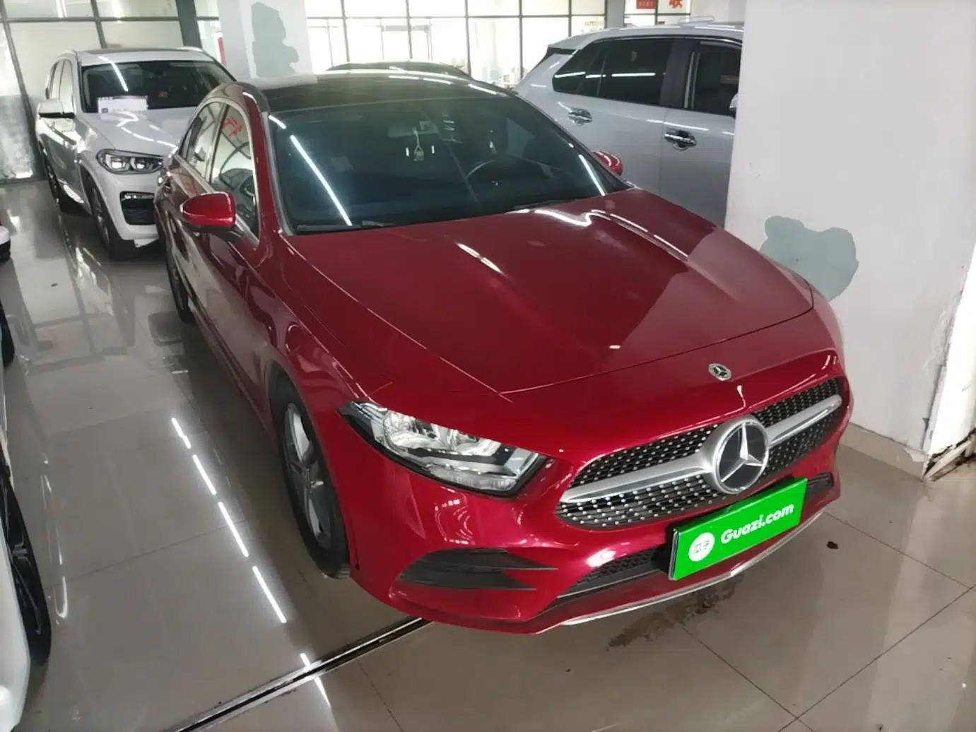 Mercedes-Benz A-Class 2022 A 180 L Sport Sedan — миниатюра 3