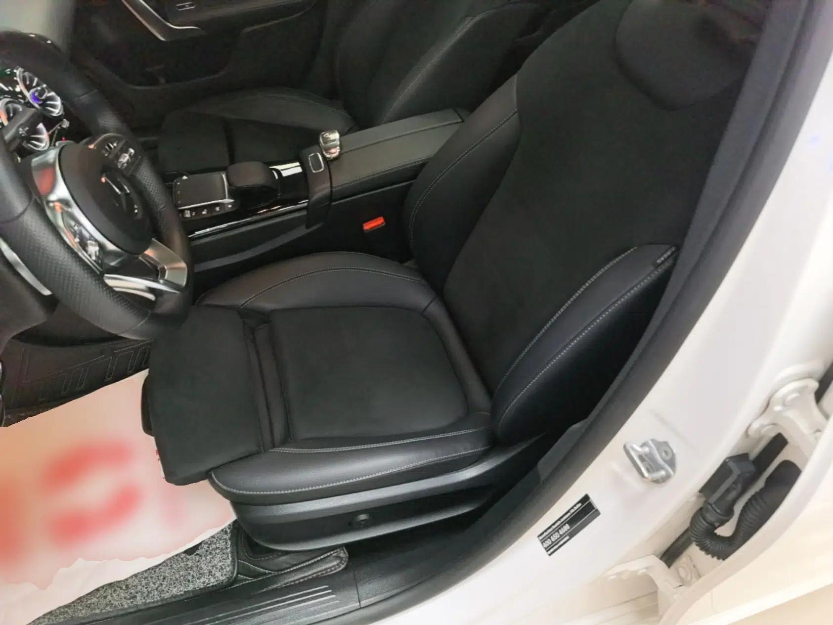 Mercedes-Benz A-Class 2022 Revised Version A 200 L Sport Sedan Fashionable Style — миниатюра 17