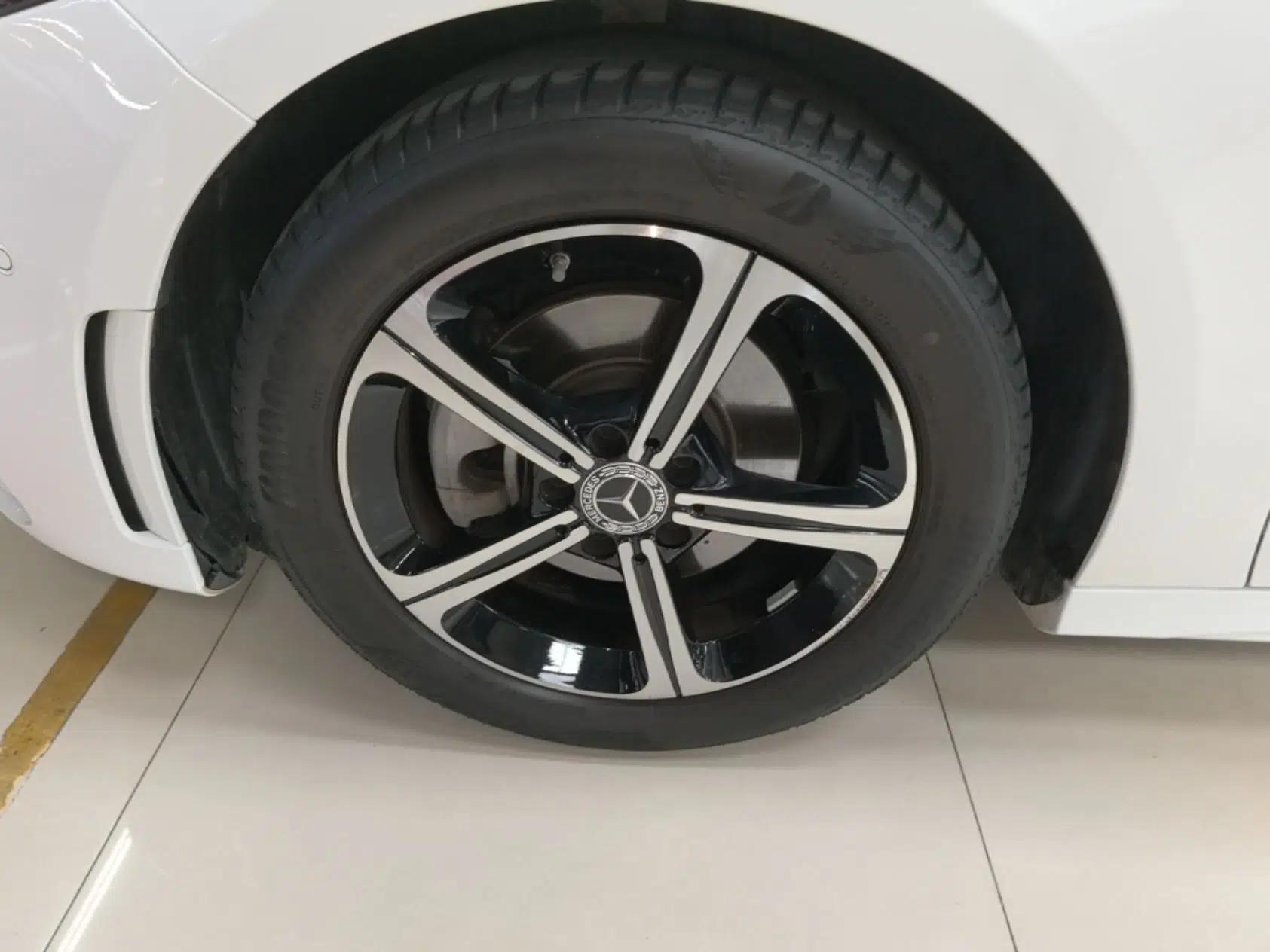 Mercedes-Benz A-Class 2022 Revised Version A 200 L Sport Sedan Fashionable Style — миниатюра 10