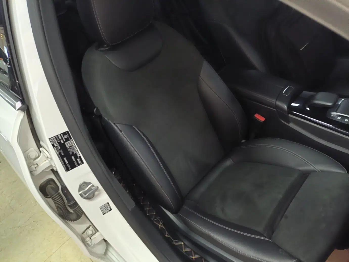 Mercedes-Benz A-Class 2022 Revised Version A 200 L Sport Sedan Fashionable Style — миниатюра 19
