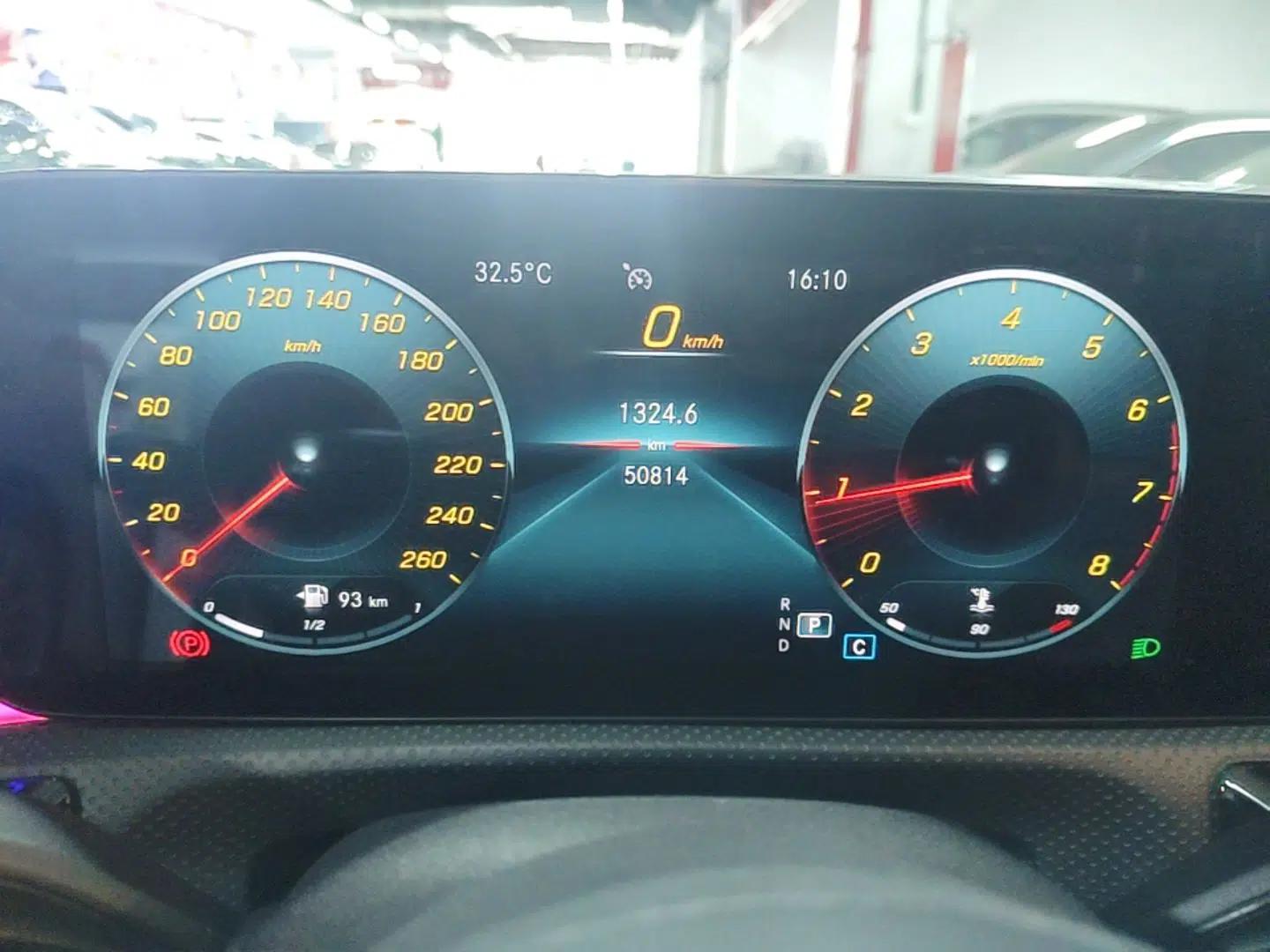 Mercedes-Benz A-Class 2021 A 200 L Sport Sedan Fashion Model — миниатюра 14
