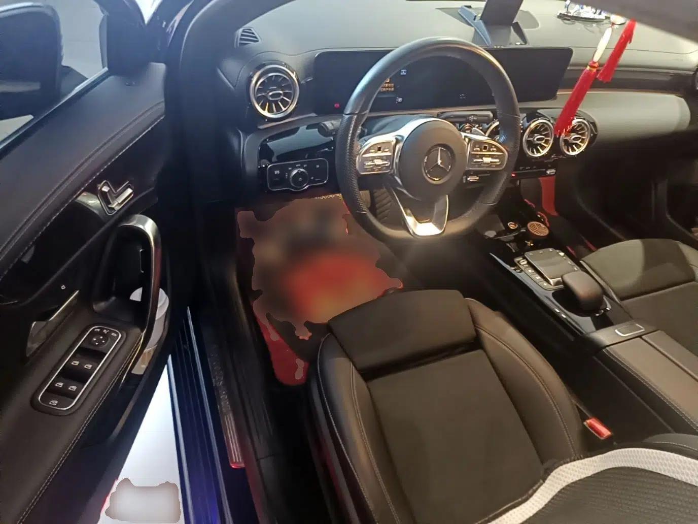 Mercedes-Benz A-Class 2021 A 200 L Sport Sedan Fashion Model — миниатюра 18