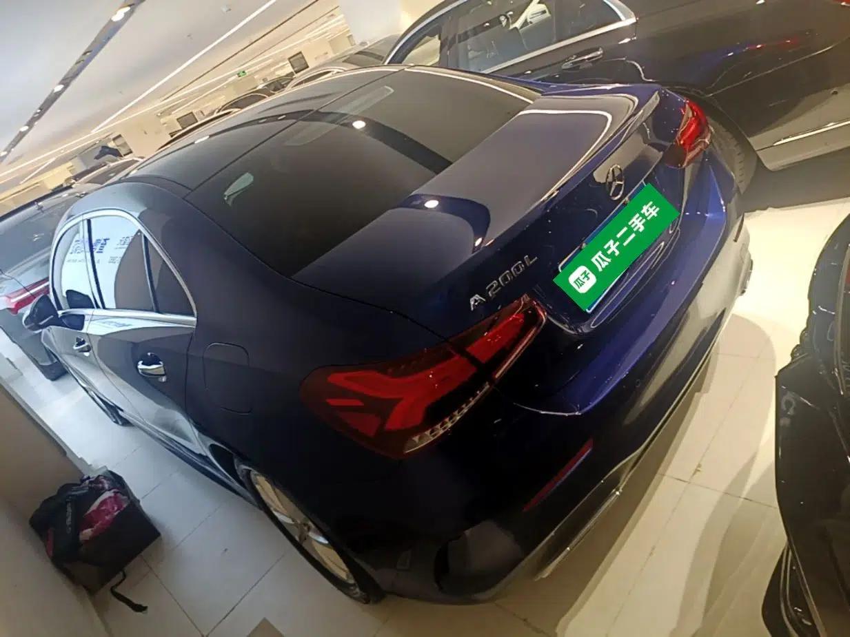 Mercedes-Benz A-Class 2021 A 200 L Sport Sedan Fashion Model — миниатюра 4