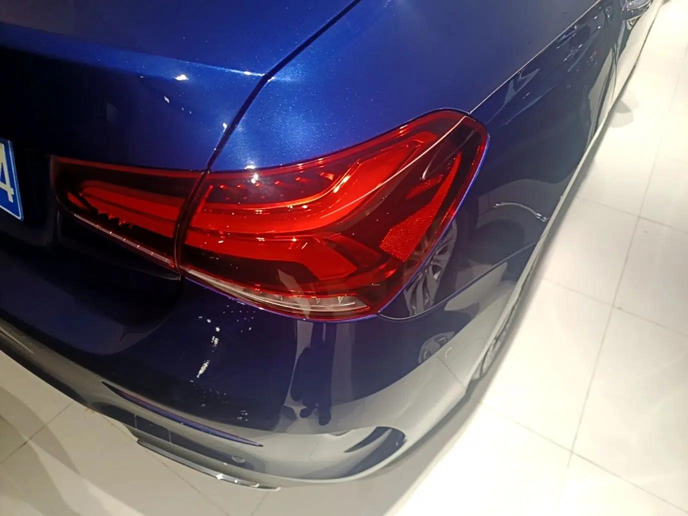 Mercedes-Benz A-Class 2021 A 200 L Sport Sedan Fashion Model — миниатюра 9