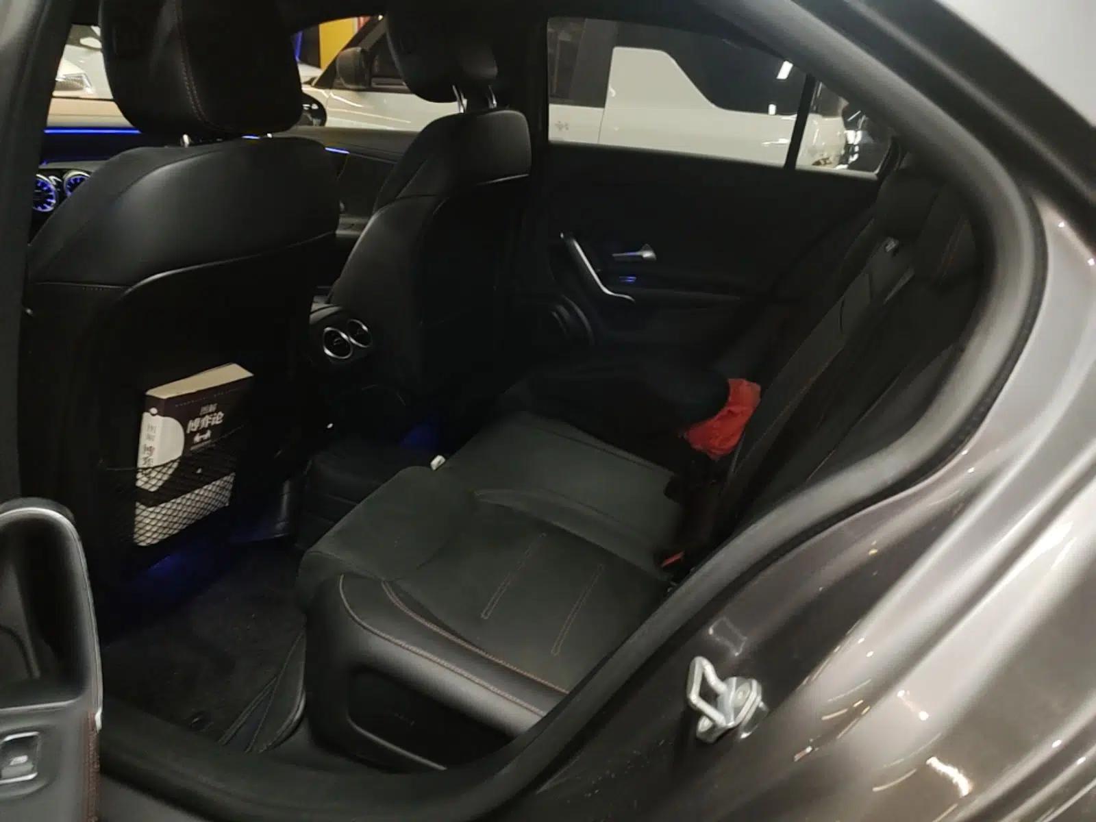 Mercedes-Benz A-Class 2023 A 200 L Fashion Model — миниатюра 20