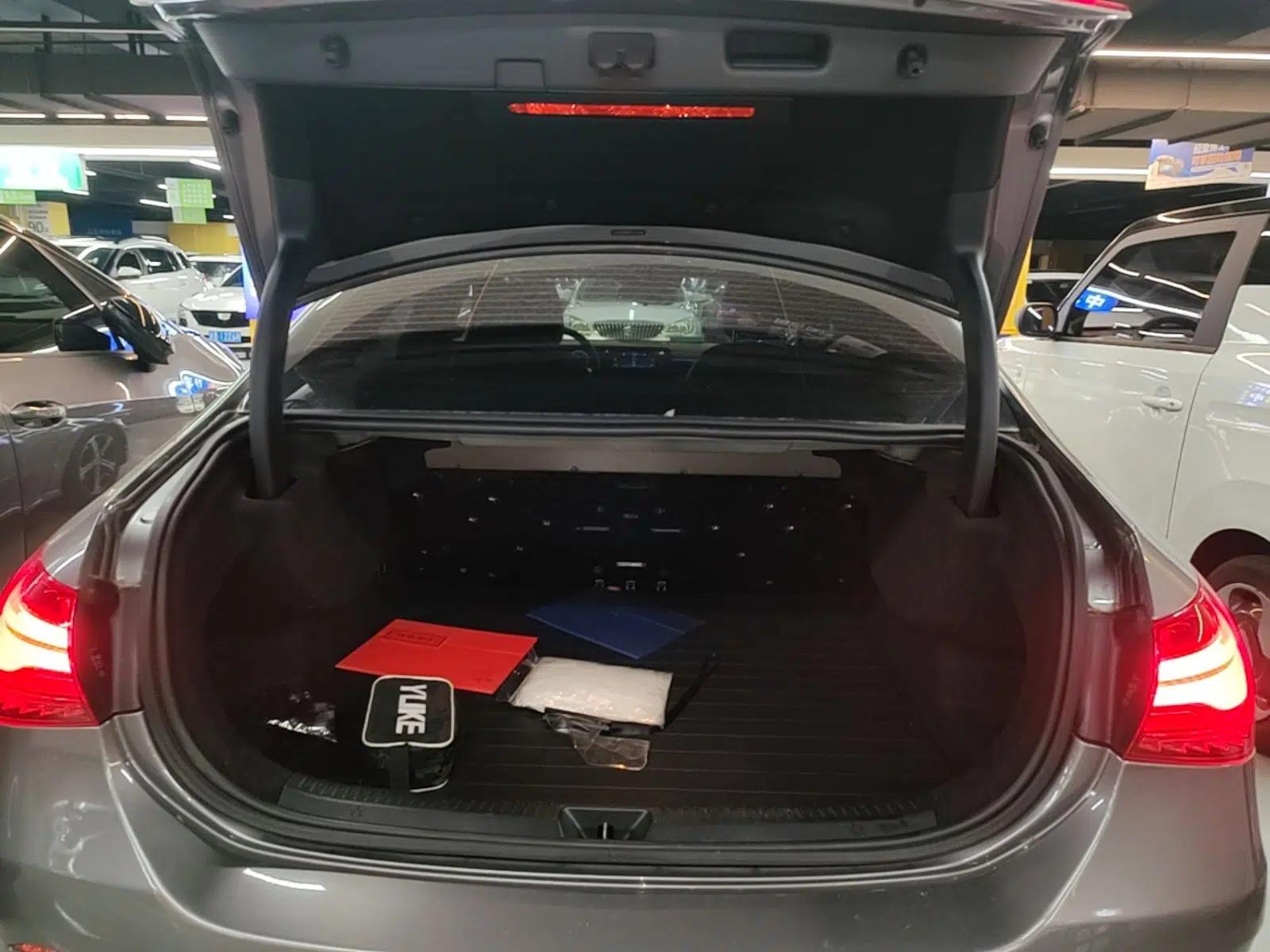 Mercedes-Benz A-Class 2023 A 200 L Fashion Model — миниатюра 22