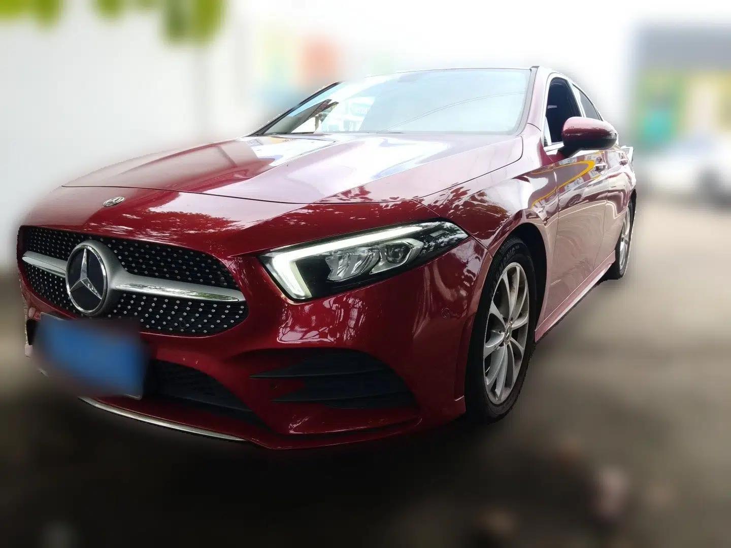 Mercedes-Benz A-Class 2020 A 200 L Sport Sedan — миниатюра 1