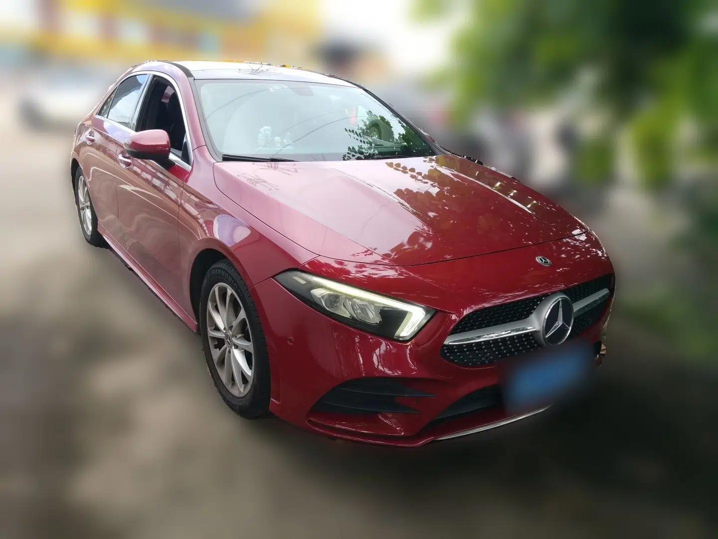 Mercedes-Benz A-Class 2020 A 200 L Sport Sedan — миниатюра 3