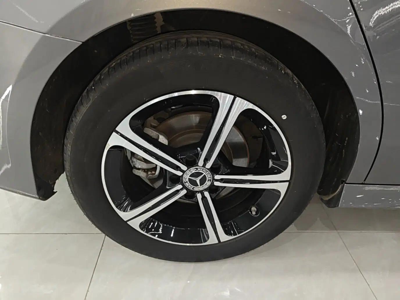 Mercedes-Benz A-Class 2023 A 200 L Fashion Model — миниатюра 11