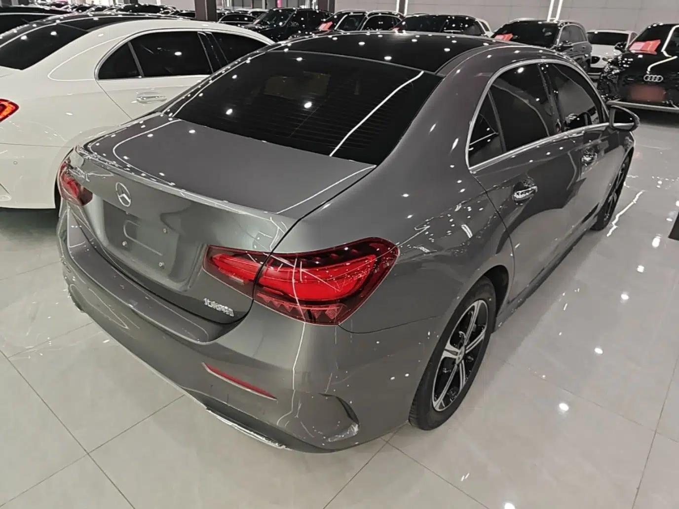 Mercedes-Benz A-Class 2023 A 200 L Fashion Model — миниатюра 6