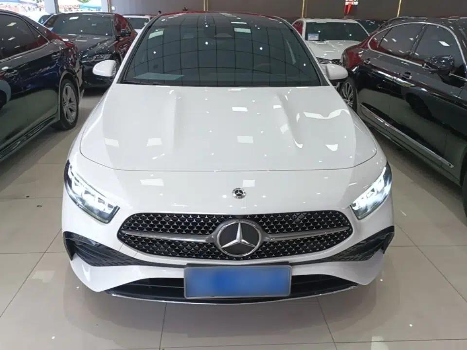 Mercedes-Benz A-Class 2024 A 200 L Fashion Model — миниатюра 2